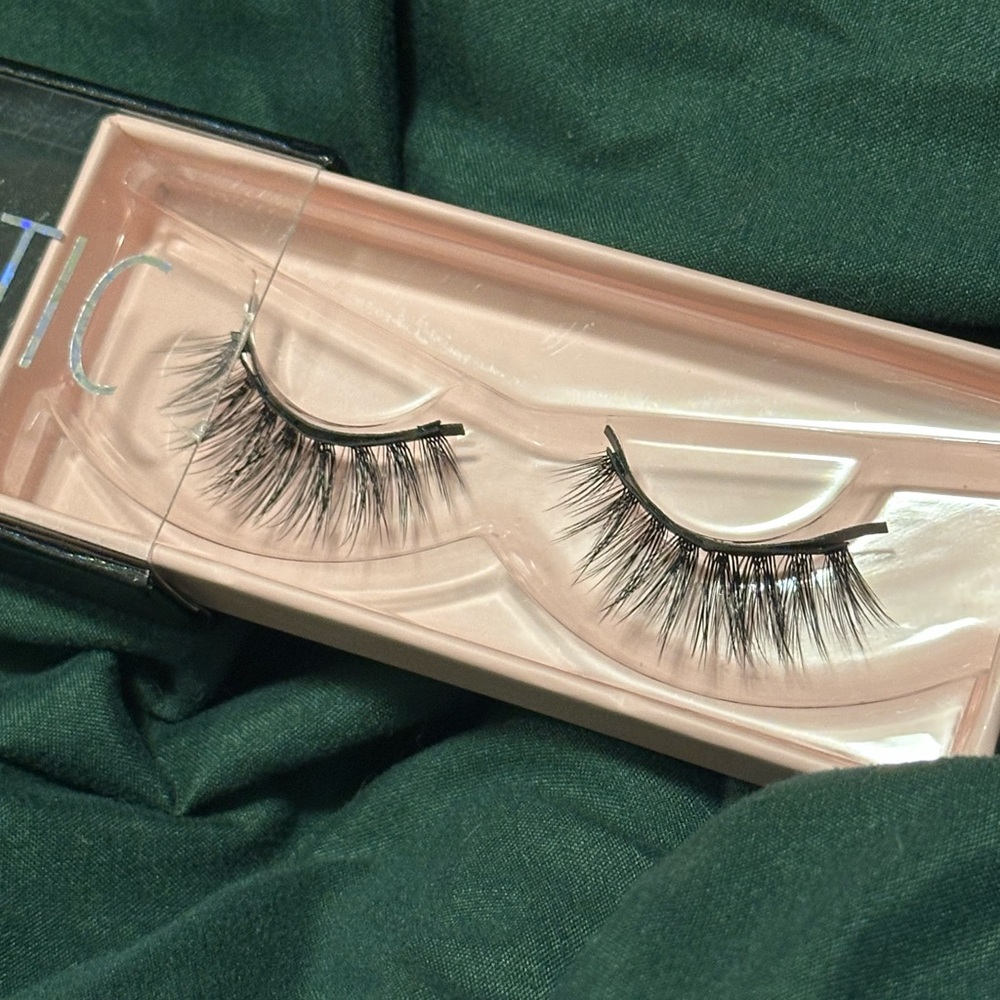 Glamnetic Lashes